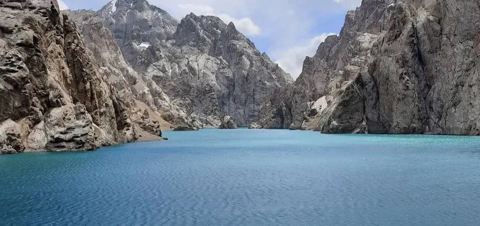Кель-Суу + Таш-Рабат: 3 дня в глубинах Нарына